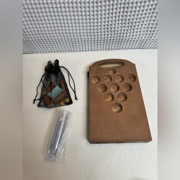 Wooden Pong Game - Picture 3 of 6